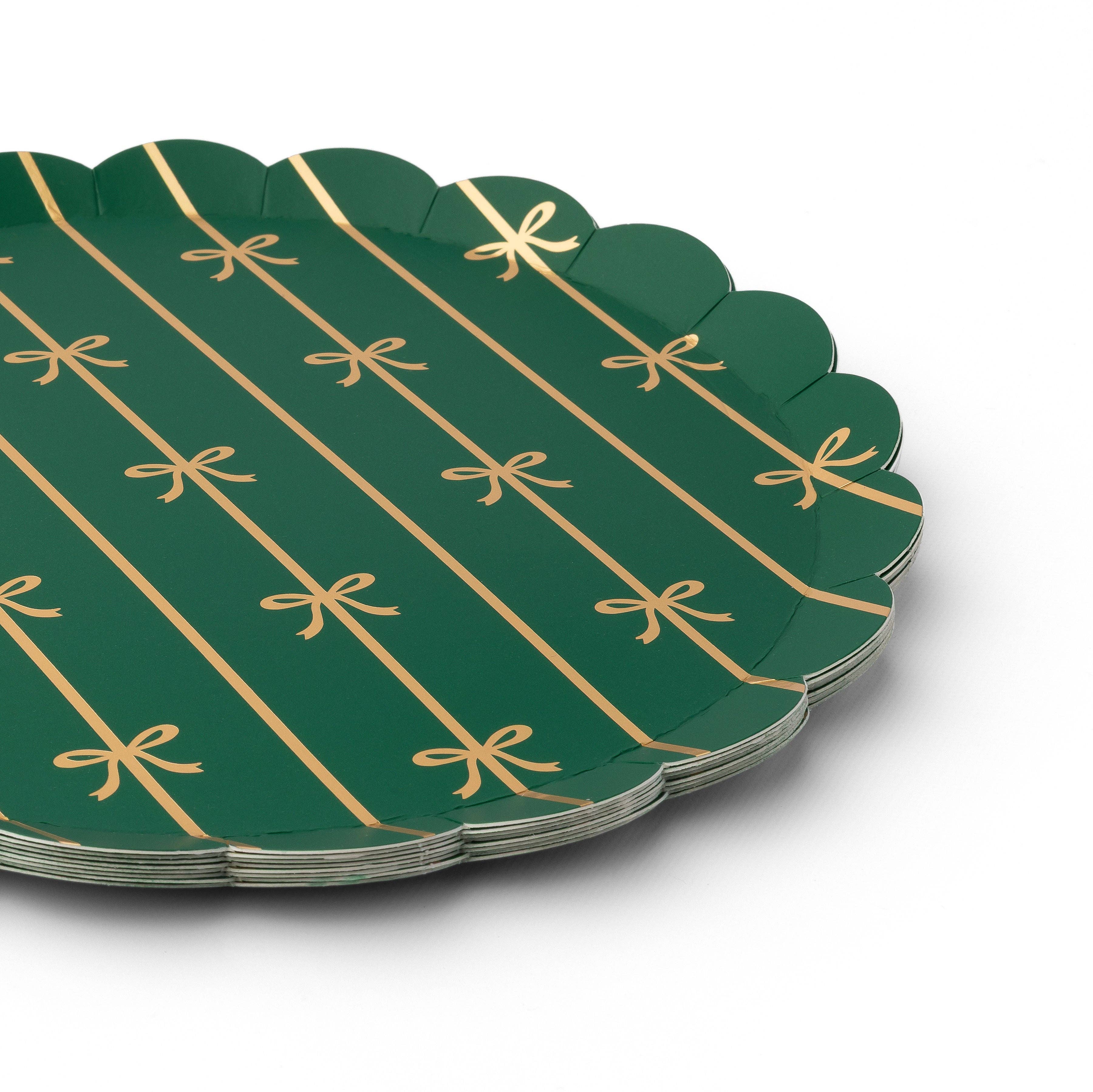 EMERALD BOW SMALL PLATES