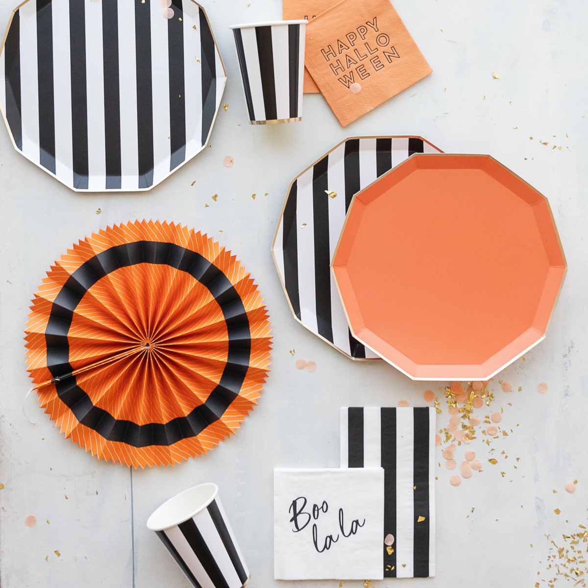 HAPPY HALLOWEEN ORANGE COCKTAIL NAPKINS