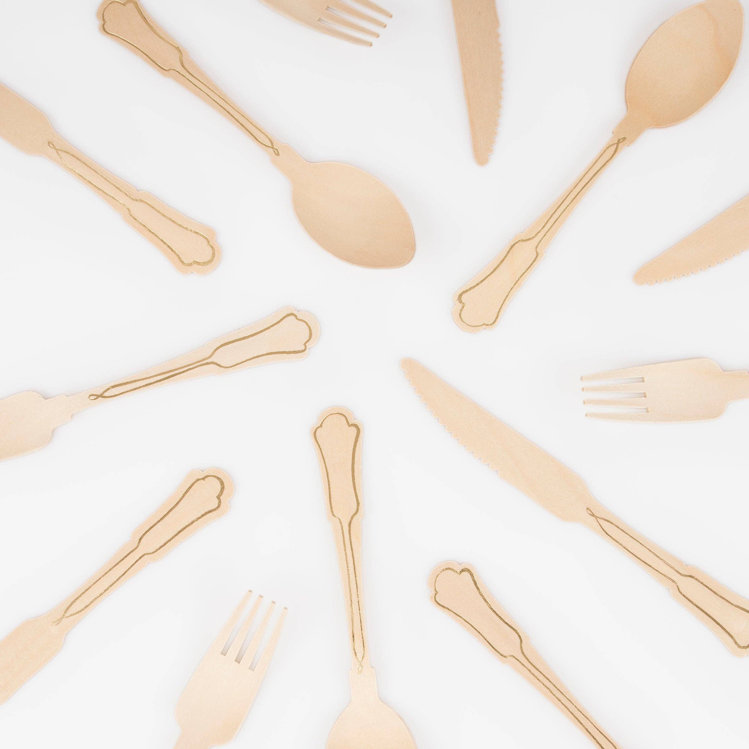 Elegant Gold Wooden Cutlery