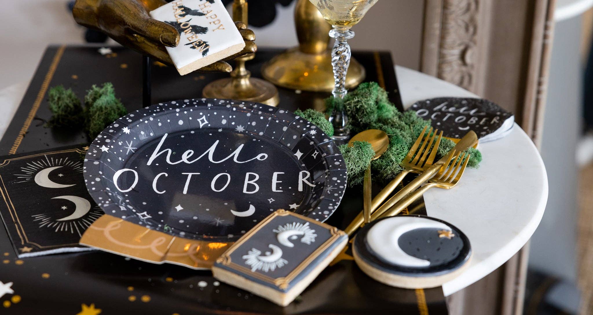 MYS1020 - Mystical Stars Table Runner