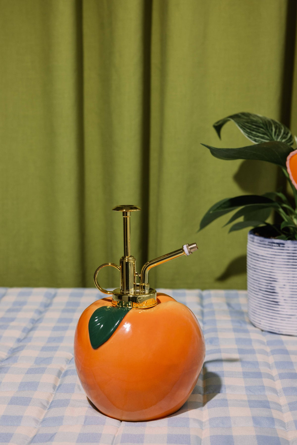 Plant Mister, Peach