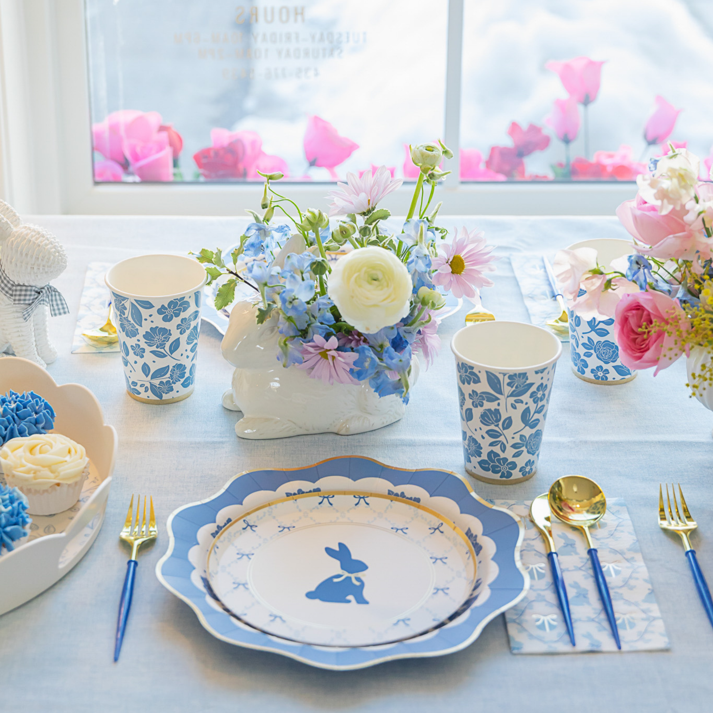 BELLE BLUE ELEGANT FLORAL CUPS