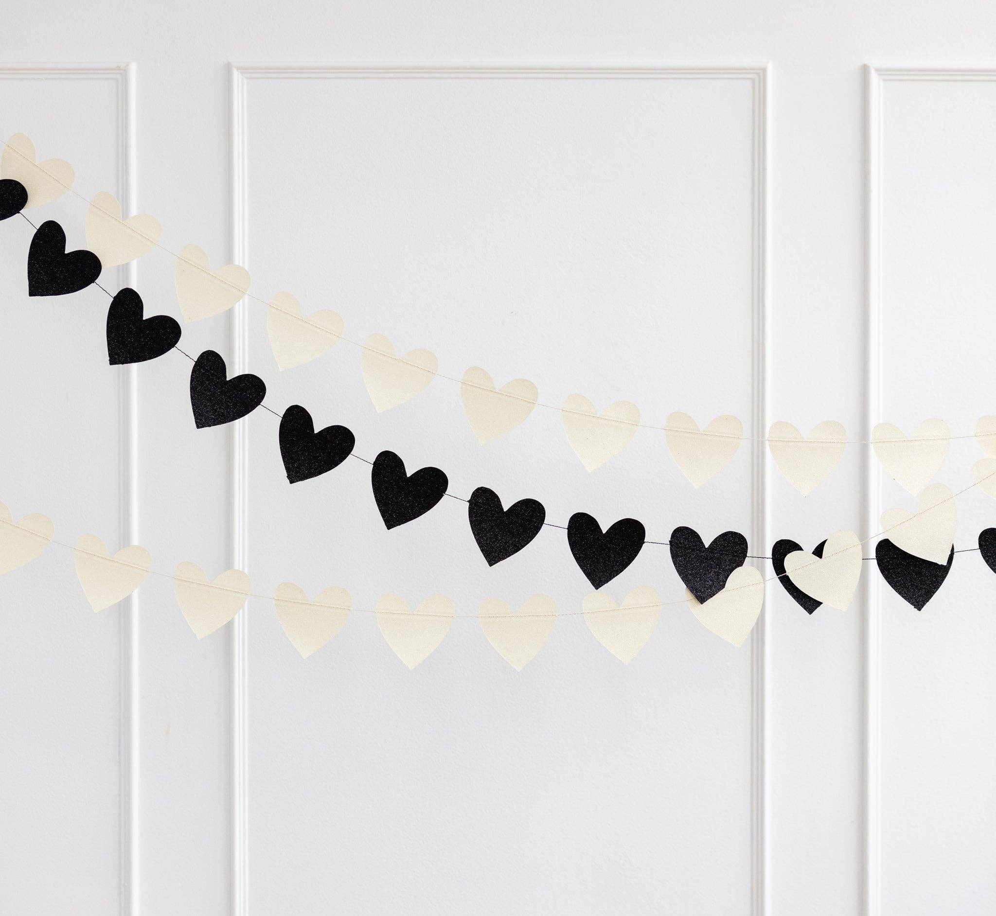 XOX1002 - Glitter Heart Banner Set