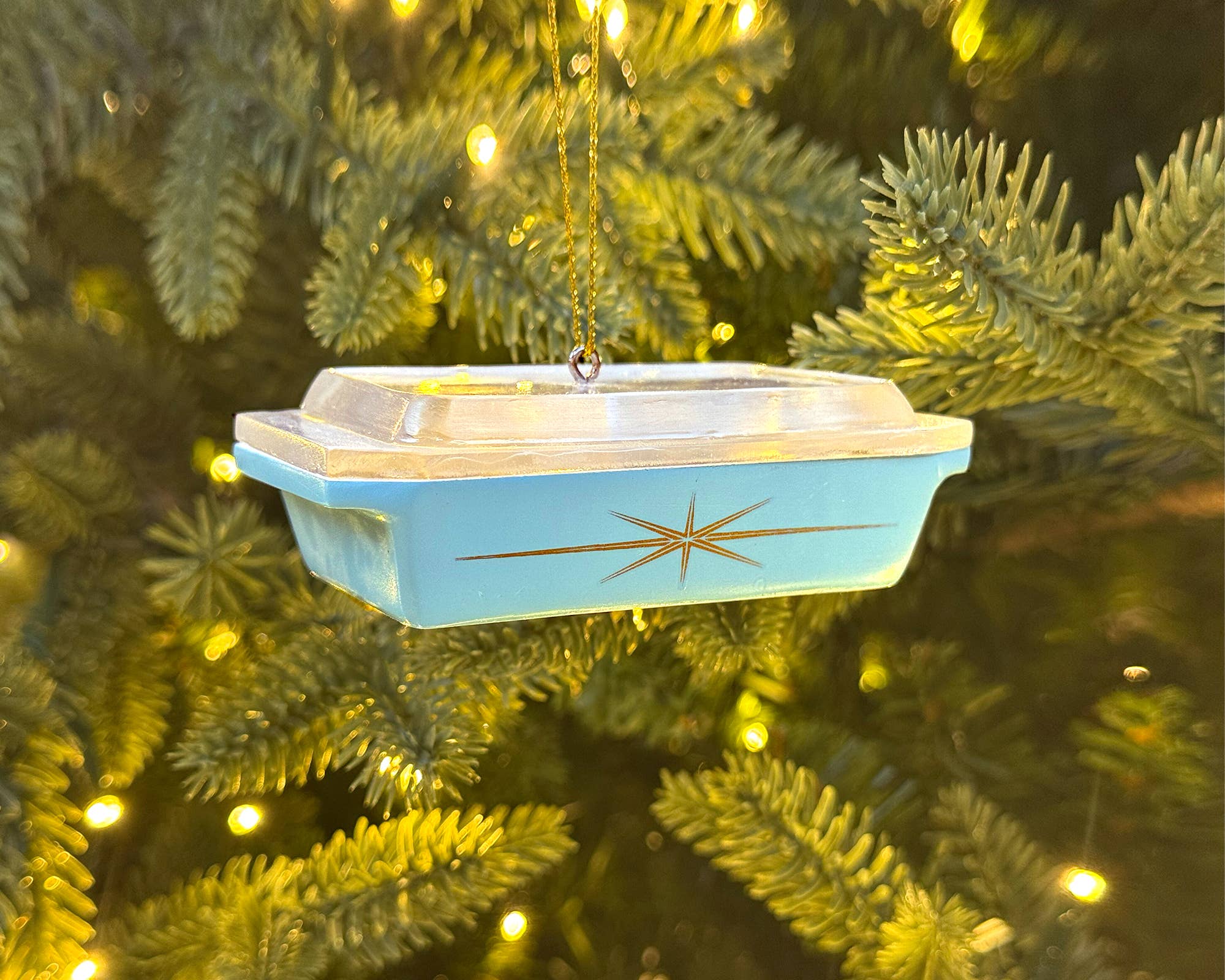 Mini Pyrex-Inspired Starburst Ornament – Retro Holiday Decor