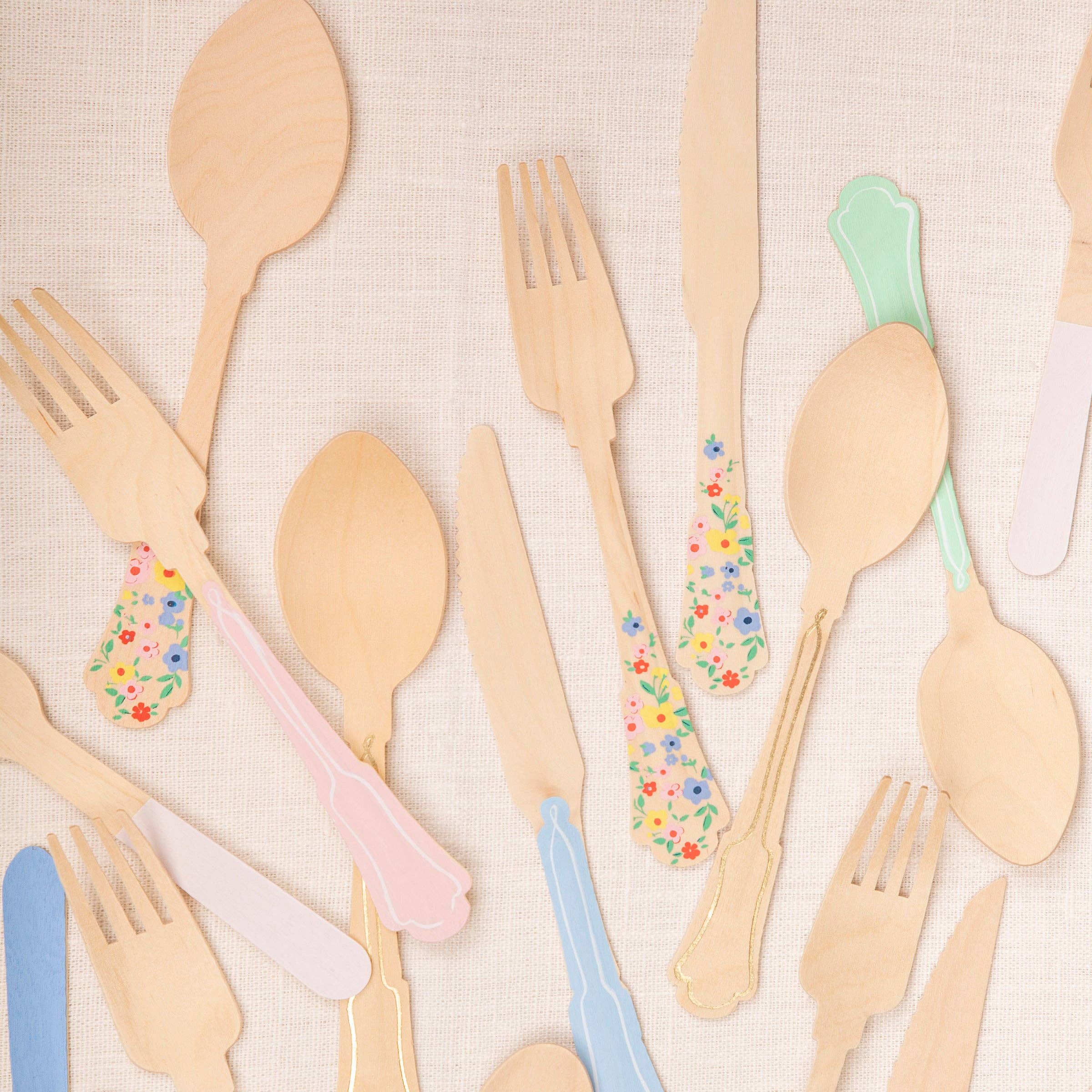 Elegant Gold Wooden Cutlery