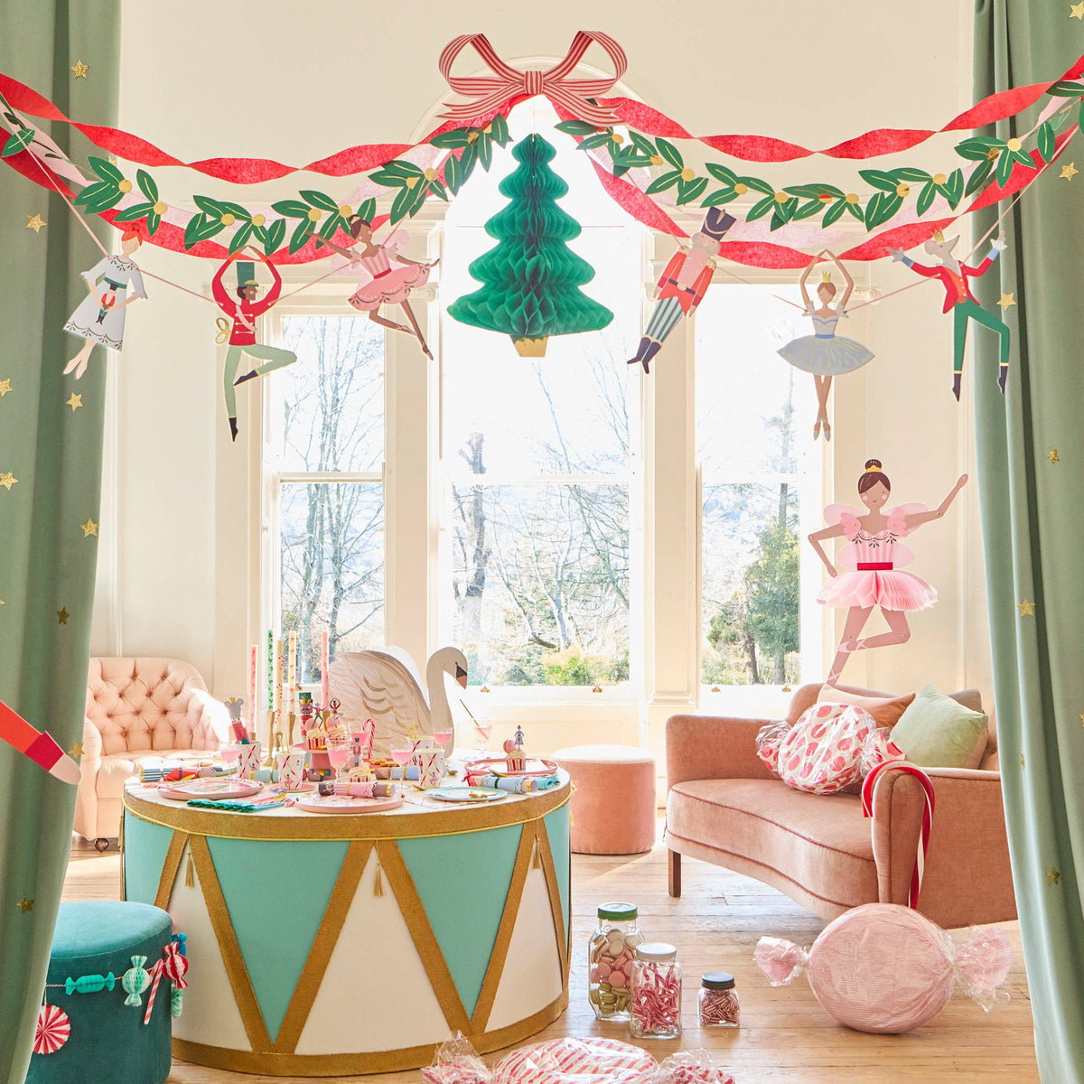 Nutcracker Ballet Garland Set
