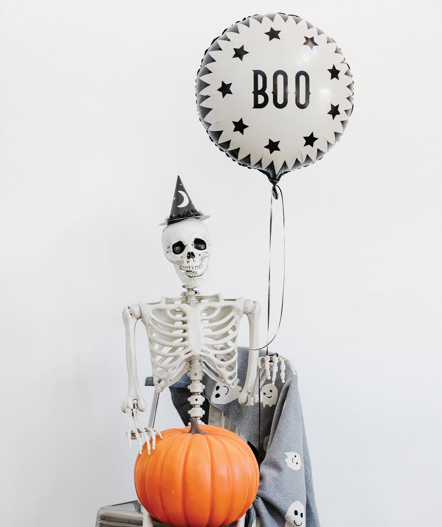 VHP915 -  Vintage Halloween Boo Mylar Balloon