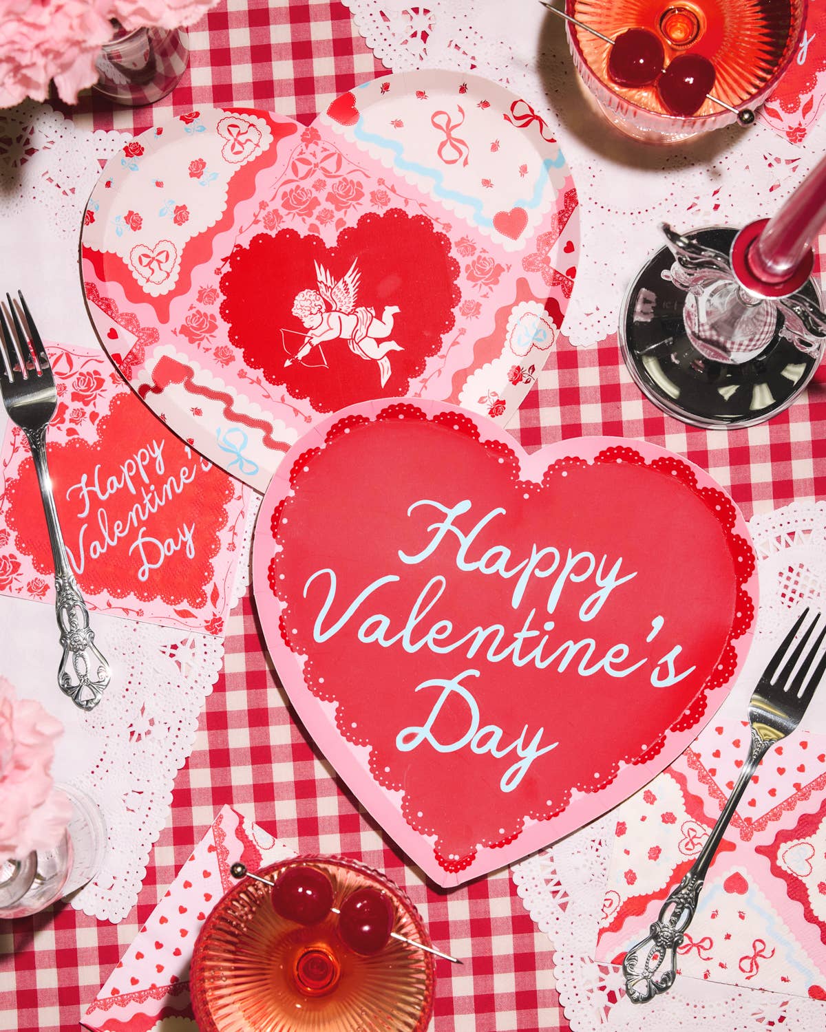 Valentine Day Plates | Galentine's, Vday, Heart