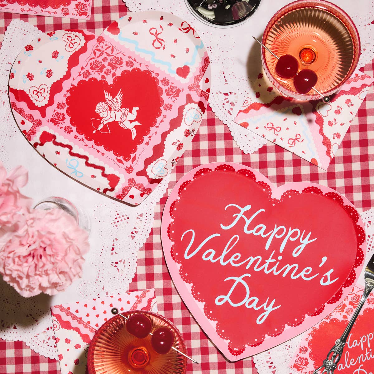 Valentine Day Plates | Galentine's, Vday, Heart