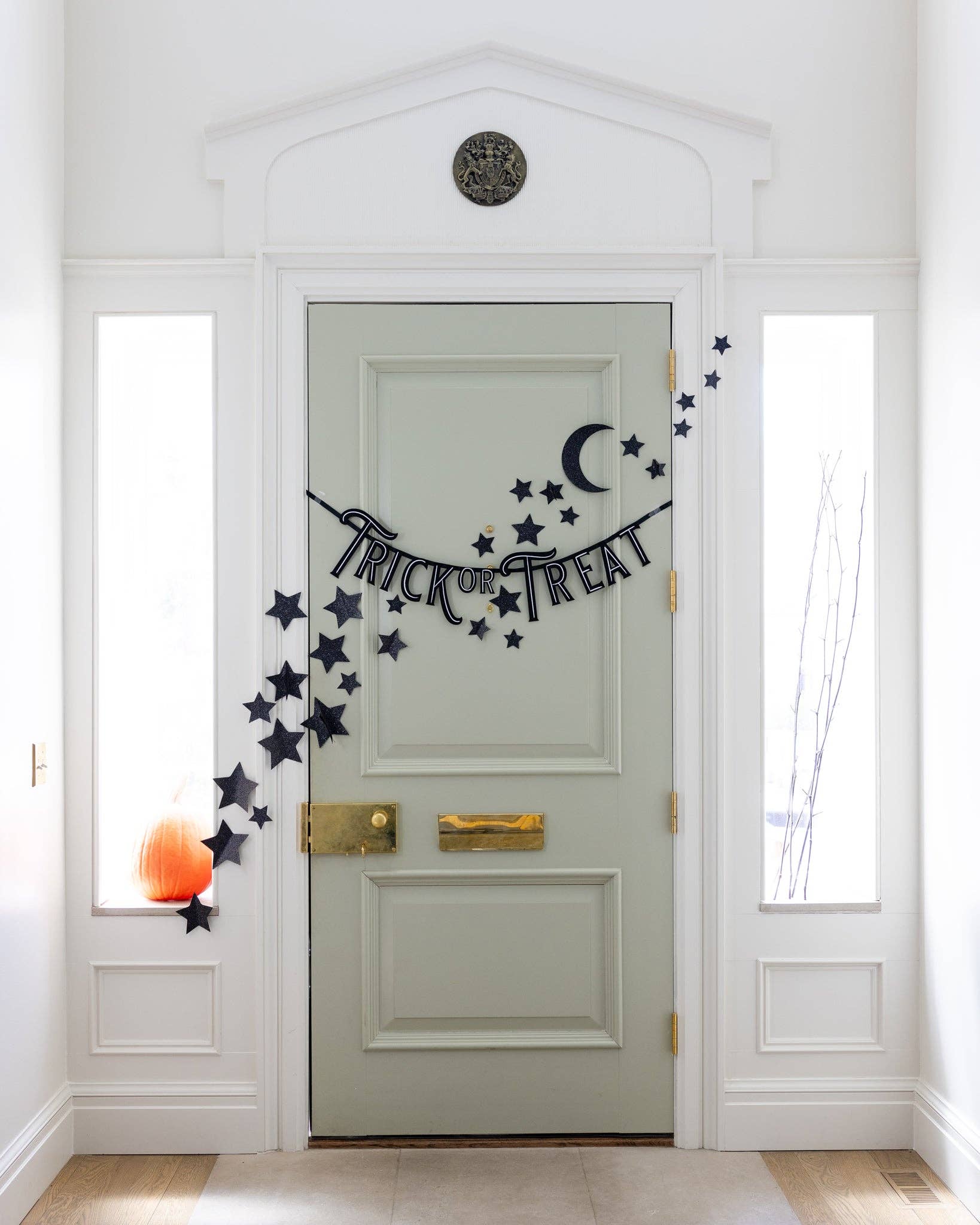 VHP1103 - Trick or Treat Felt Banner