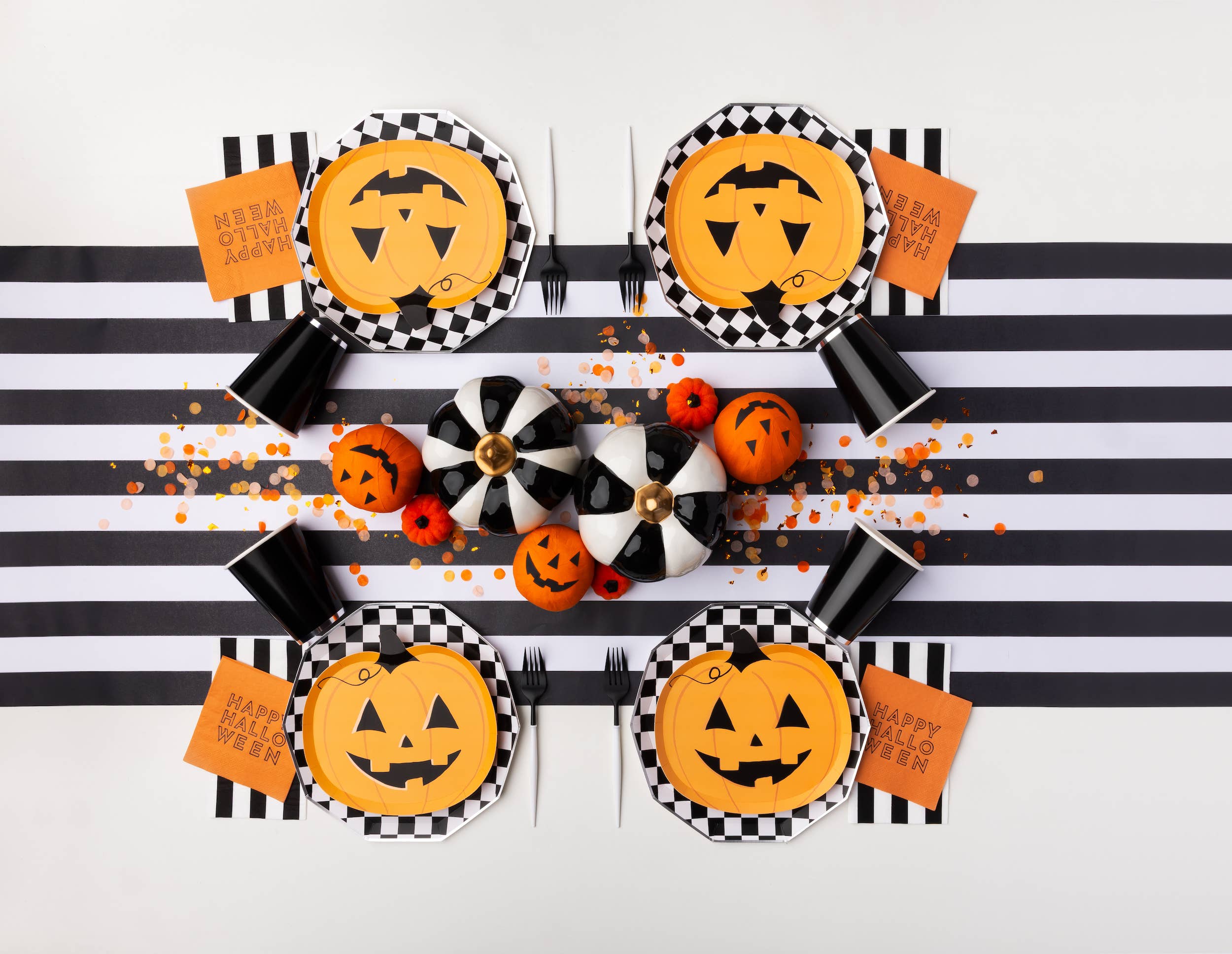 HAPPY HALLOWEEN ORANGE COCKTAIL NAPKINS