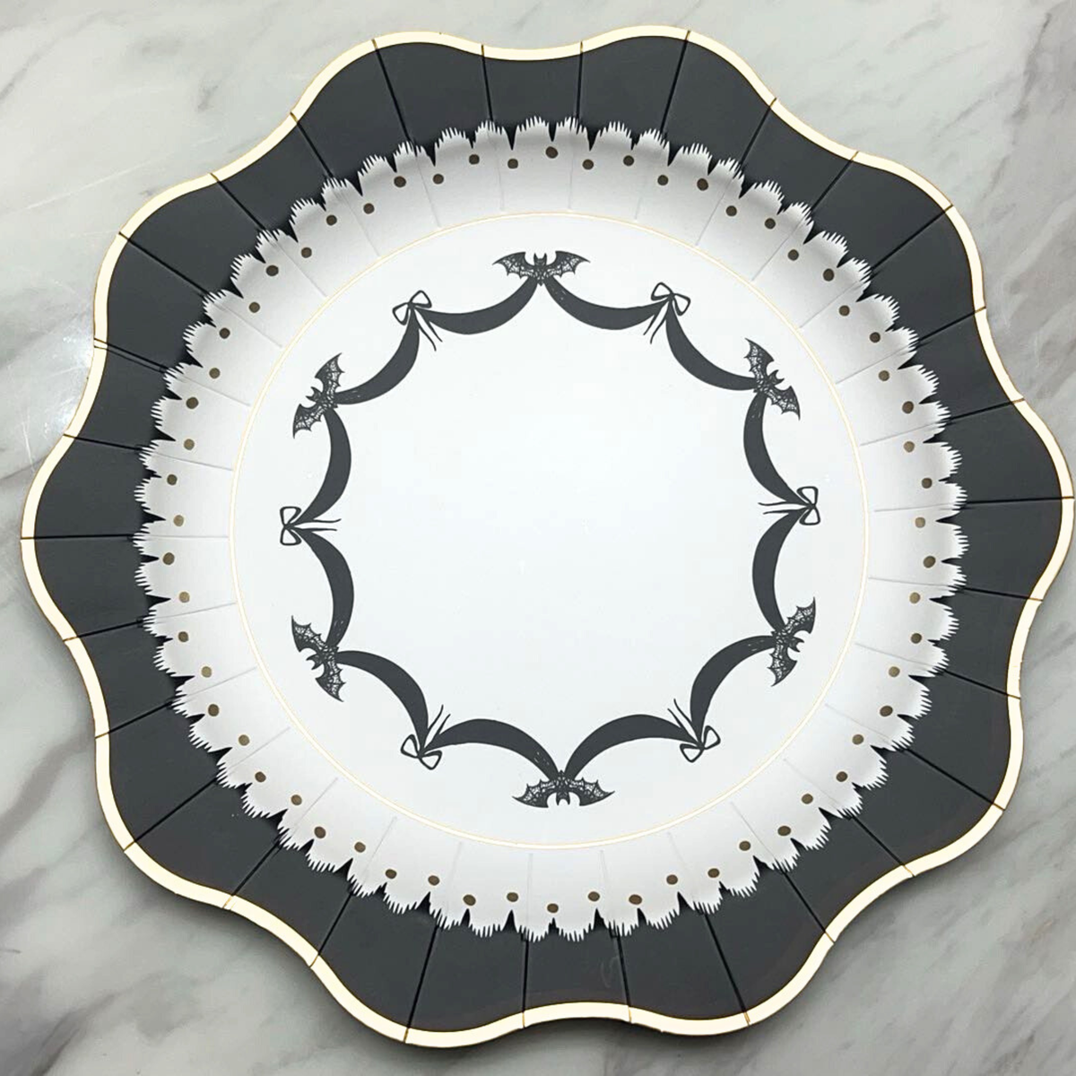 ELEGANT HALLOWEEN DINNER PLATES