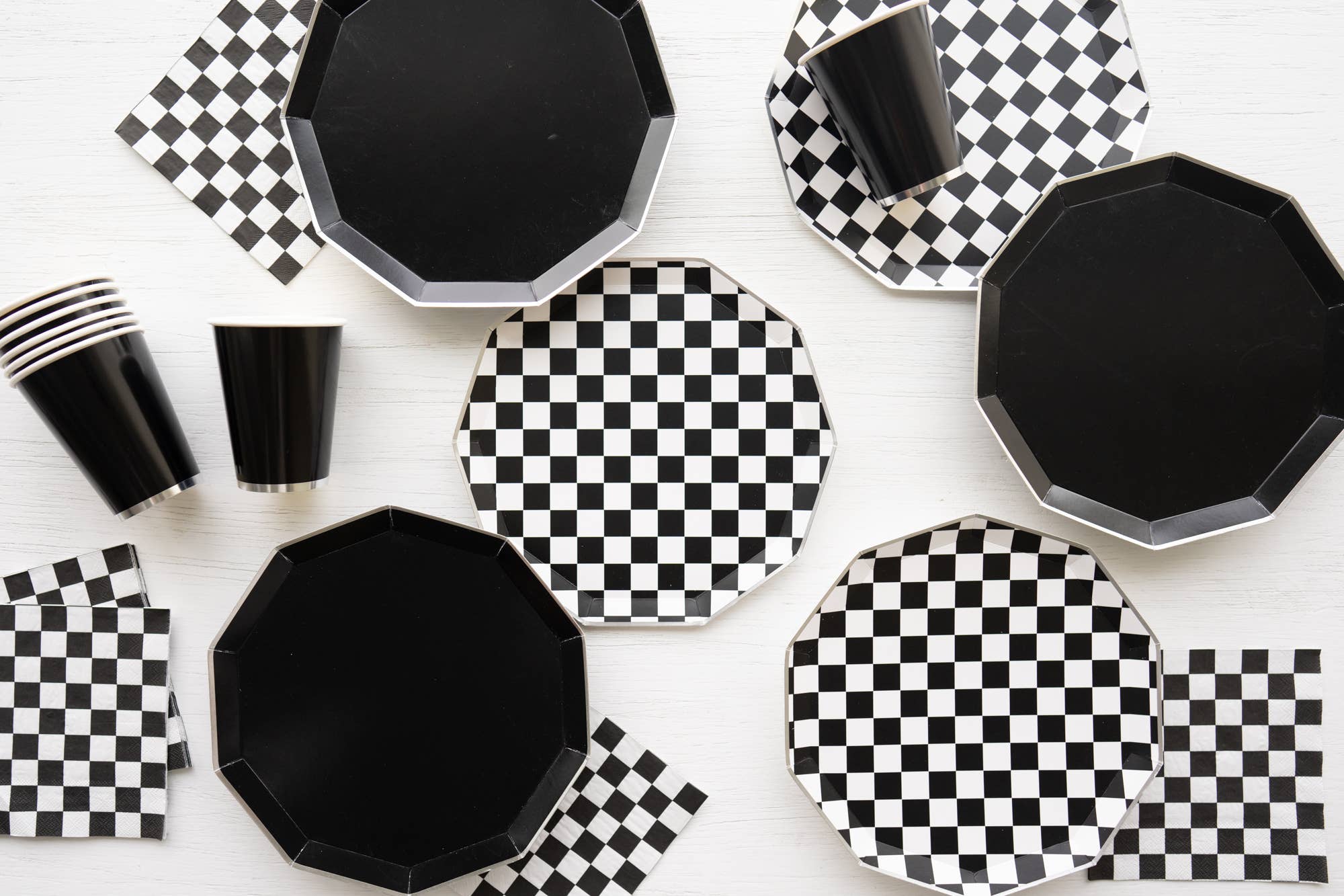 BLACK NOIR SIGNATURE CUPS