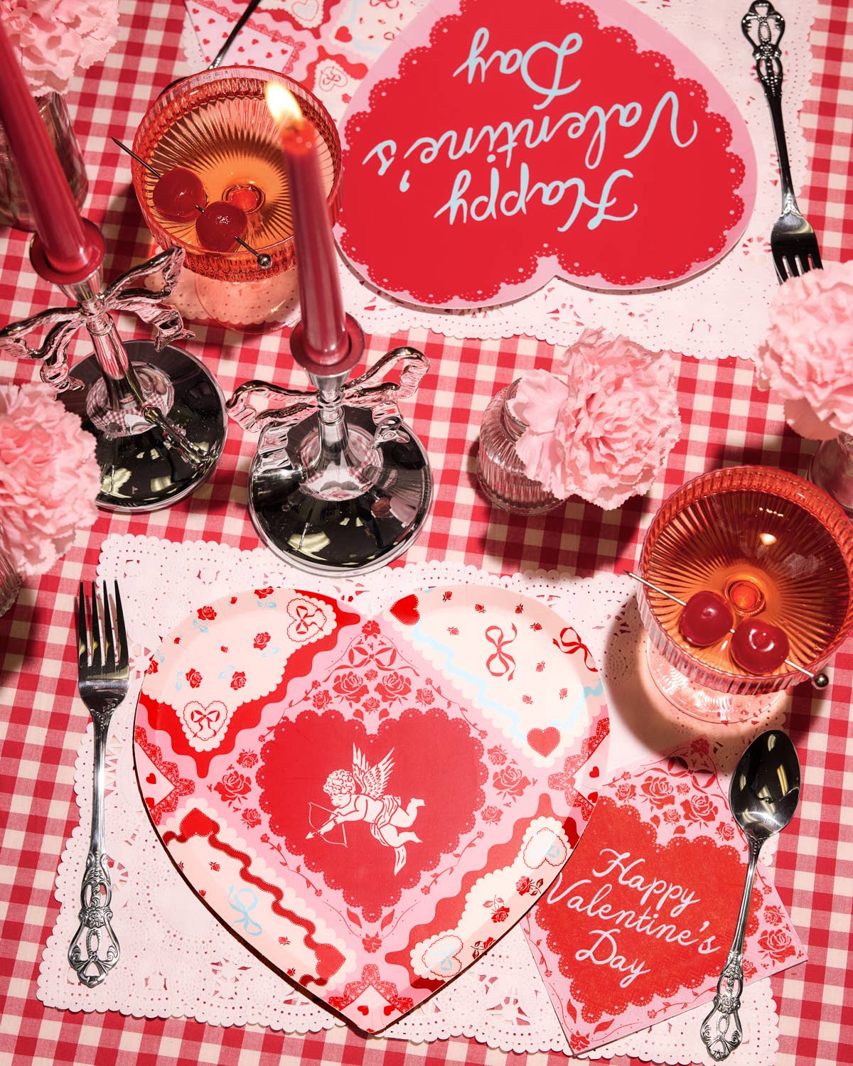 Valentine Day Plates | Galentine's, Vday, Heart