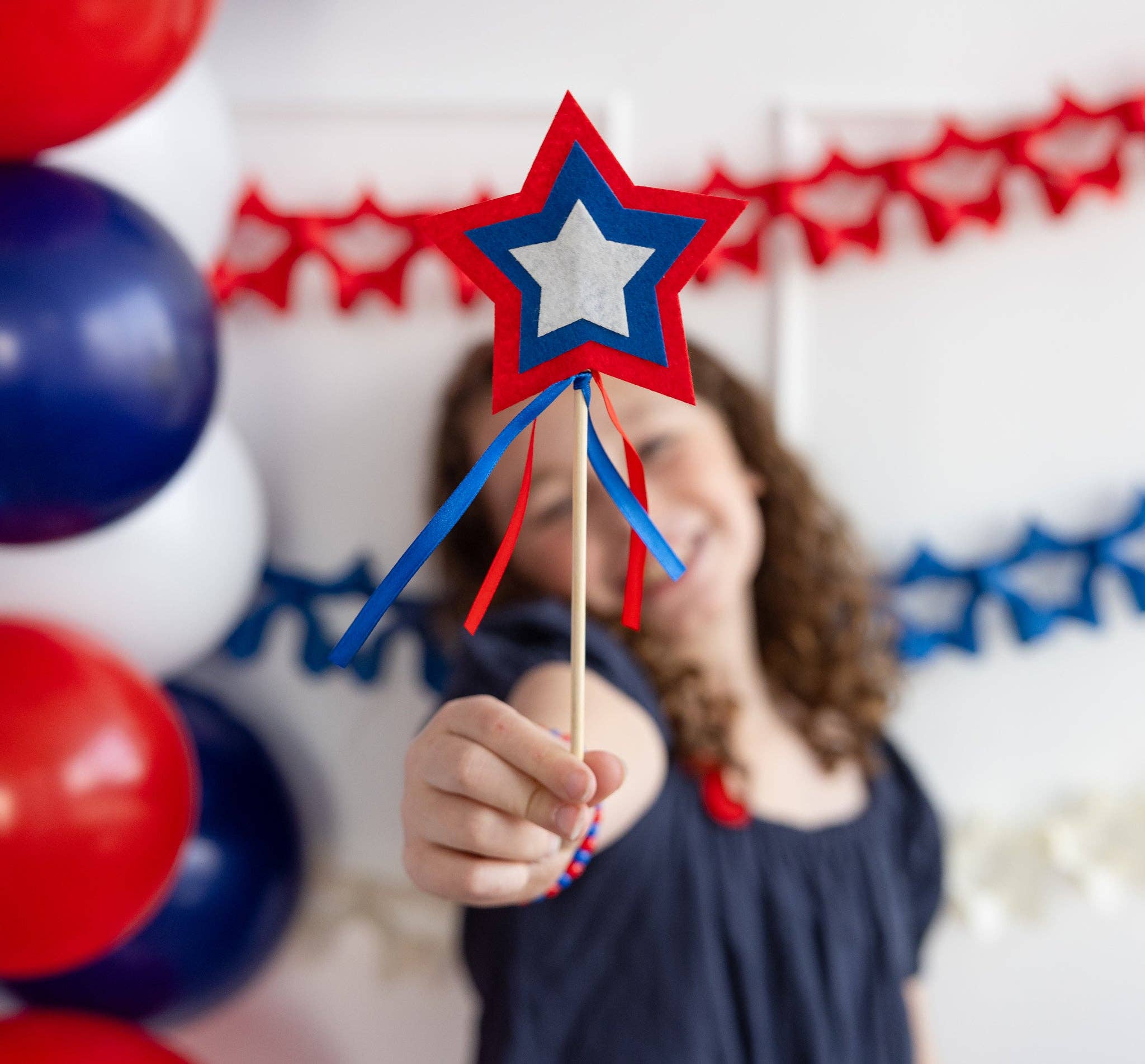 PLKC103 - DIY Patriotic Wands